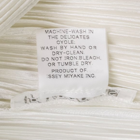 Issey Miyake Pleats Please White Pleated Cardigan - Picture 10 of 10